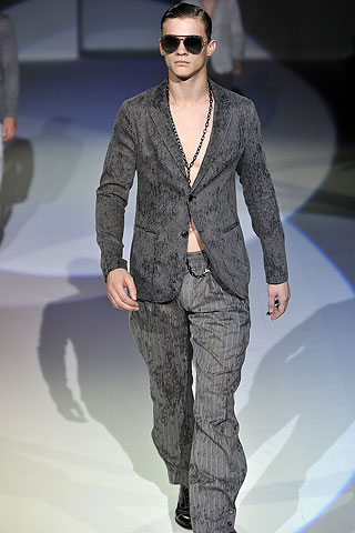 Emporio Armani / - 2011